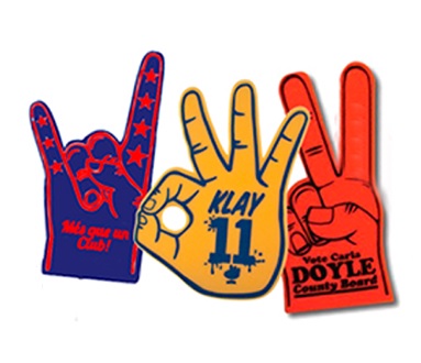 Manos gigantes perfectas para comprar merchandising deportivo